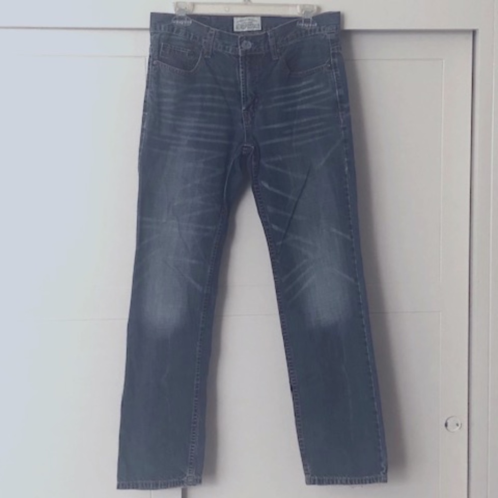Aeropostale Essex Jeans w/stretch medium color denim straight leg 30/32